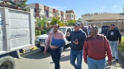 رئيس جهاز الشروق يقود حمله مُكبره لرفع الإشغالات من الأسواق التجارية بالمدينة