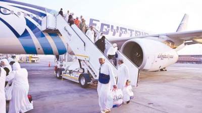 «السياحة» تنفي وقف رحلات العمرة لشهر فبراير المقبل