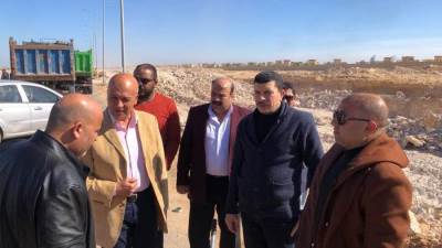 «عمران» يتفقد سير العمل بمشروعات الطرق والمرافق بمدينة سفنكس الجديدة