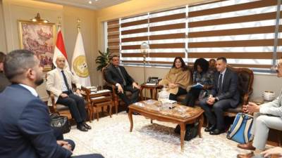 وزير التنمية المحلية يتابع الاستعدادات الخاصة باستضافة القاهرة للمنتدى الحضرى العالمى