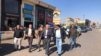 «مسئولو الإسكان» يتفقدون أعمال التطوير بالمنطقة الصناعية بمدينة العبور
