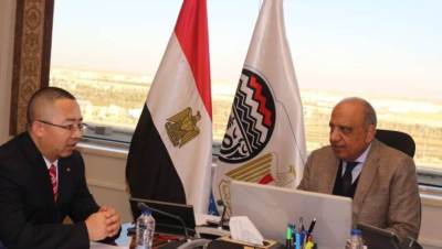 وزير قطاع الأعمال يبحث فرص الشراكة بين «جوشي» الصينية مع «سيناء للمنجنيز»