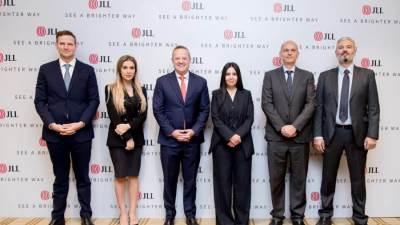 «جيه إل إل»: العقارات لا تزال الاستثمار الآمن لمواجهة التحديات الاقتصادية