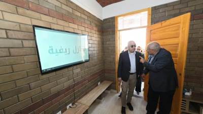 وزير الإسكان يتفقد «المنزل الريفي الأخضر» أول وحدة سكنية صديقة للبيئة بالوادى الجديد 