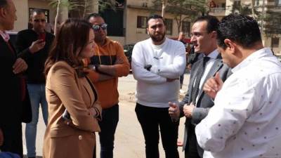 مساعد وزير الإسكان خلال جولته بمنطقة روضة حدائق أكتوبر: الدولة لا تنفذ مساكن بديلة لقاطنى المناطق العشوائية بل تعمل على تطوير حياتهم