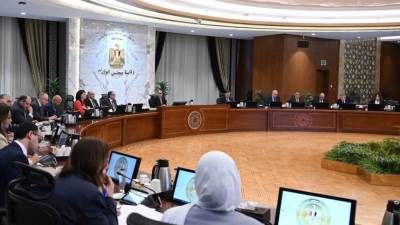 «مدبولى» يوجه بالإعلان عن حوافز غير مسبوقة للشركات التي تسرع بالتعاقد وتشغيل المشروعات