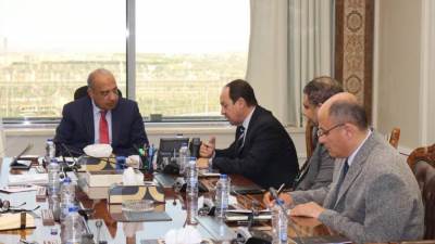 محمود عصمت: خطة التحول للأخضر وخفض الانبعاثات  تشمل جميع شركات وزارة قطاع الأعمال 