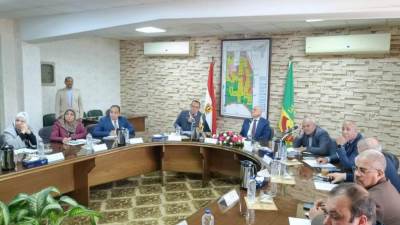 مسئولو «الإسكان» يُتابعون مستجدات توفيق أوضاع الأراضي المضافة لأحوزة المدن الجديدة 