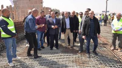 وزير النقل يتفقد مواقع العمل  بالمرحلة الثانية من مشروع تطوير الطريق الدائري حول القاهرة الكبرى