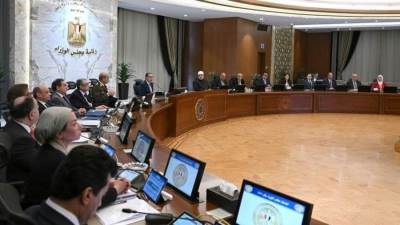 الحكومة تحدد 2000 جنيه سعر توريد أردب القمح لموسم2024