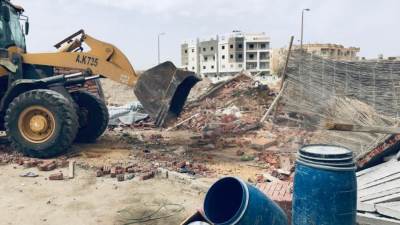 رئيس جهاز الشروق : إزالة «تشوينة مواد بناء مخالفه»بمركز خدمات شمال المستقبل بالمدينه   