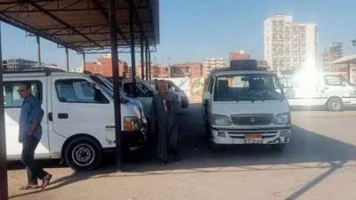 وزير التنمية المحلية يوجه المحافظات بتكثيف حملات الرقابة على مواقف السيارات لمتابعة الالتزام بتعريفة الركوب الجديدة