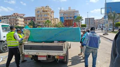 حملة لإزالة المخالفات والإشغالات بمركز الحى الثانى بدمياط الجديدة