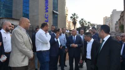 وزير النقل يتفقد مشروع  المرحلة الأولى من مترو الإسكندرية