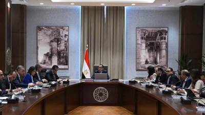 «مدبولي» يُوجه بإعداد قائمة بالفرص الاستثمارية للترويج لها خاصة في القطاع الصناعي