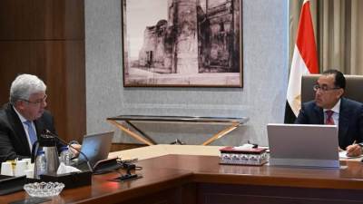 رئيس الوزراء يُوجه بتشكيل لجنة عليا لإحياء "مسار آل البيت" وربط المناطق الواقعة به