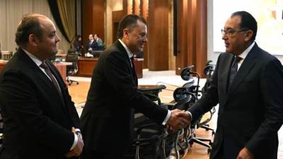 مدبولى :الدولة حريصة على إتاحة الدعم اللازم للمُصنعين والمصدرين المصريين