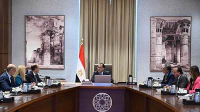 مدبولى: تسهيل الإجراءات الخاصة بإنشاء مشروع شركة «COFICAB»الرائدة فى صناعة الكابلات الكهربائية ومنحه الحوافز اللازمة