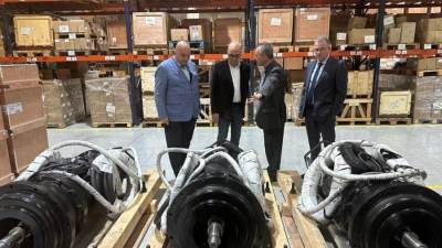 وزير الإسكان يزور مصنع شركة "Hydroo" الأسبانية لبحث موقف «الطلمبات» محلياً