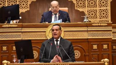 وزير التنمية المحلية: معاقبة الموظف المتواطئ في أي تعدي علي أراضي الدولة ومحاسبته كالمواطن