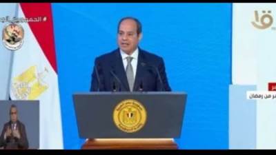 السيسي لعمال مصر : سنظل متمسكين بالحفاظ على حقوقكم