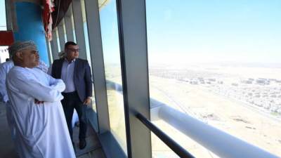 وزير الإسكان العماني يشيد بالتجربة العمرانية المصرية وجودة التخطيط والبناء 