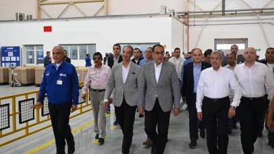«مدبولي» يتفقد مجمع مصانع مجموعة العربي للغسالات بالمنطقة الصناعية ببنى سويف