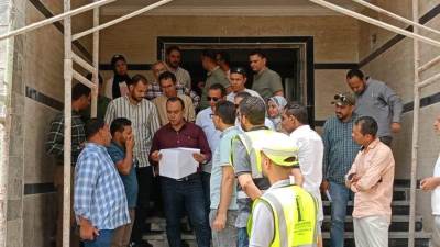 رئيس جهاز مدينة 15 مايو يتفقد المشروعات الجارية ويجتمع بمسئولي الجهاز