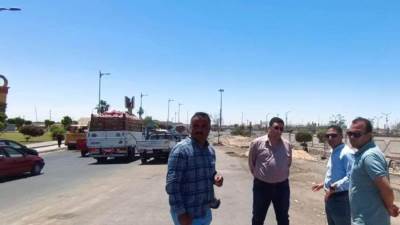 رئيس جهاز مدينة العبور يتابع سير العمل بمشروعات الطرق والمحاور 