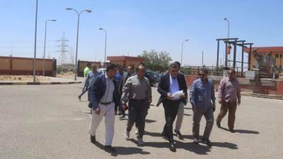 مساعد نائب رئيس هيئة المجتمعات العمرانية  يتفقد محطات الصرف الصحي والصناعى بالعاشر من رمضان