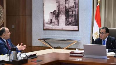 رئيس الوزراء يتابع الموقف التنفيذي للإفراج الجمركي عن البضائع في الموانئ وتطبيق منظومة الشحن المُسبق