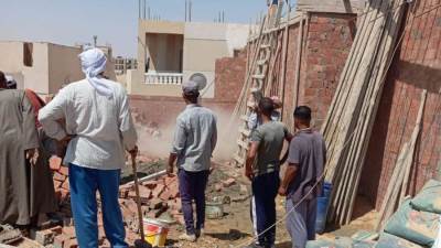 إيقاف وإزالة عدة مخالفات بناء بمدن بدر والعاشر من رمضان والعبور و6 أكتوبر 