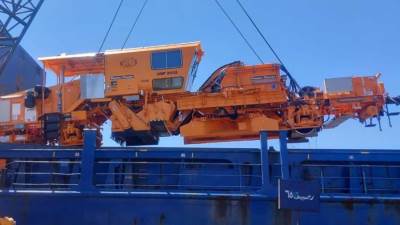 «النقل»: وصول 16عربة ثالثة مكيفة و4 ماكينات لصيانة وتجديد السكة