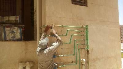 إزالة وصلات المياه الخلسة وتحصيل المديونيات في حملات بمدن العاشر والشروق والمنيا الجديدة