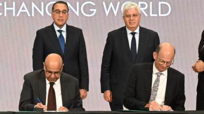 على هامش مؤتمر الاستثمار المصري - الأوروبي .. توقيع اتفاقية لإنشاء مركز دولي للهيدروجين الأخضر