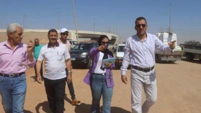 «الإسكان»: تكثيف أعمال الطرق والمرافق بالمناطق الصناعية بمدن العاشر وبني سويف الجديدة و15 مايو