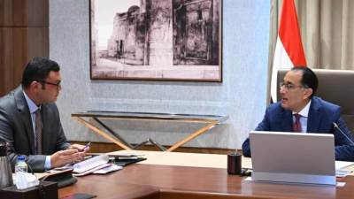 مدبولى: تكليفات رئاسية بسرعة إنهاء المشروعات الكبرى بقطاع الإسكان