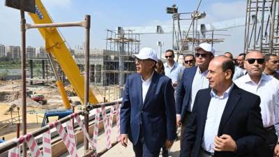 مدبولى: الحكومة تضع  على أجندة اهتماماتها زيادة المساحات الخضراء والإسراع فى تنفيذ مبادرة «100 مليون شجرة»