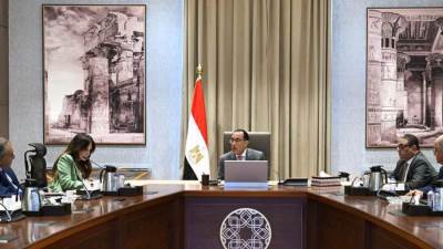 «مدبولى» يتابع خفض أسعار السلع بمختلف الأسواق