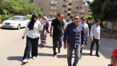 رئيس جهاز مدينة الشيخ زايد تقوم بجولة تفقدية لمتابعة أعمال النظافة والزراعة ومنع الإشغالات