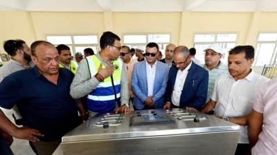 وزير الإسكان يتفقد محطة تنقية مياه الشرب «المنشية 1» بمحافظة الإسكندرية