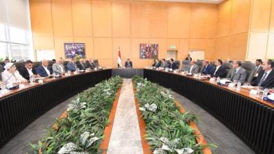 «الشربينى» يوجه بحصر قطع الأراضى الشاغرة والفرص الاستثمارية 