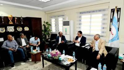 وزير الإسكان يعقد اجتماعا بمقر جهاز مدينة بدر ويوجه بالتصدى للمخالفات والتعديات والإشغالات