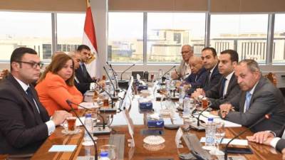 وزير الإسكان ومحافظ بورسعيد يبحثان  تنفيذ مشروعات سكنية لأهالي المحافظة