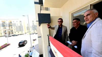 «الشربينى» يتفقد وحدات «سكن لكل المصريين» وتطوير محاور الطرق بمدينة السادات