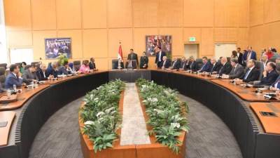 وزير الإسكان يعقد اجتماعه مع أعضاء البرلمان ويؤكد:حريصون على التواصل المستمر لتحقيق مصلحة المواطنين