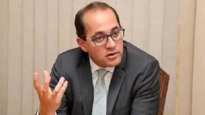 وزير المالية: 800 مليون دولار ودائع المصريين بالخارج لاستيراد سيارات