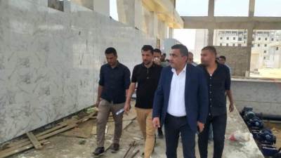 مسئولو «الإسكان» يتابعون موقف تنفيذ مشروعات المرافق بمدينة حدائق العاصمة