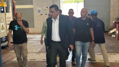 مسئولو الإسكان يتفقدون محطة تنقية مياه الشرب بمدينة الشيخ زايد