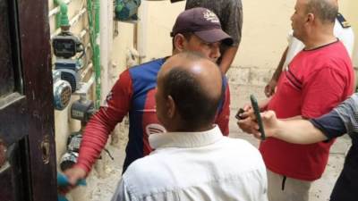 القابضة للمياه تشدد على التصدي بحزم لوصلات المياه الخلسة